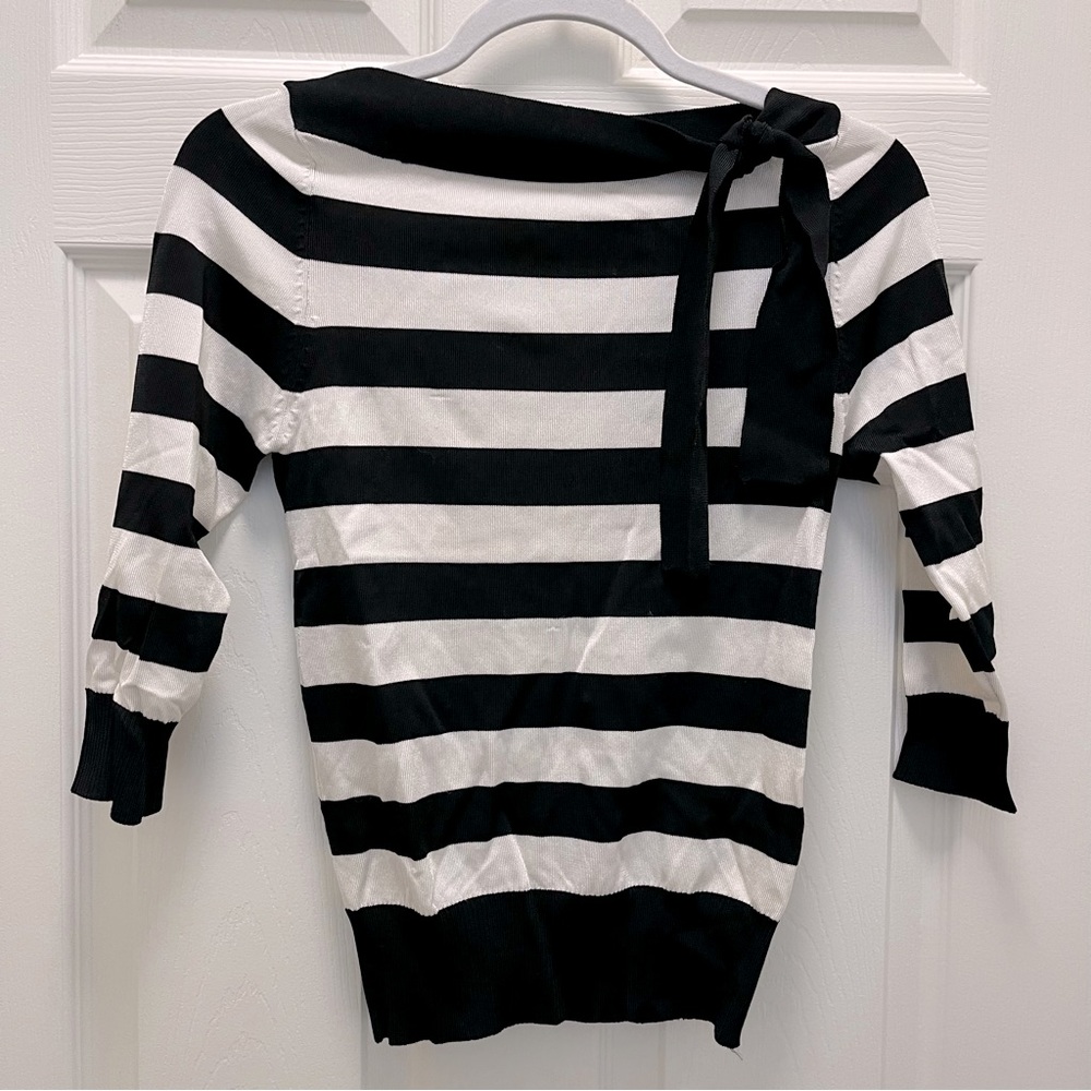 Necessary Objects Black and White 3/4 Sleeve Striped Shirt with Neck Tie
